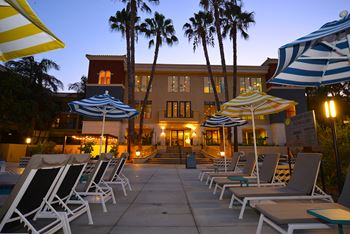 The Plaza at Sherman Oaks pool area chairs